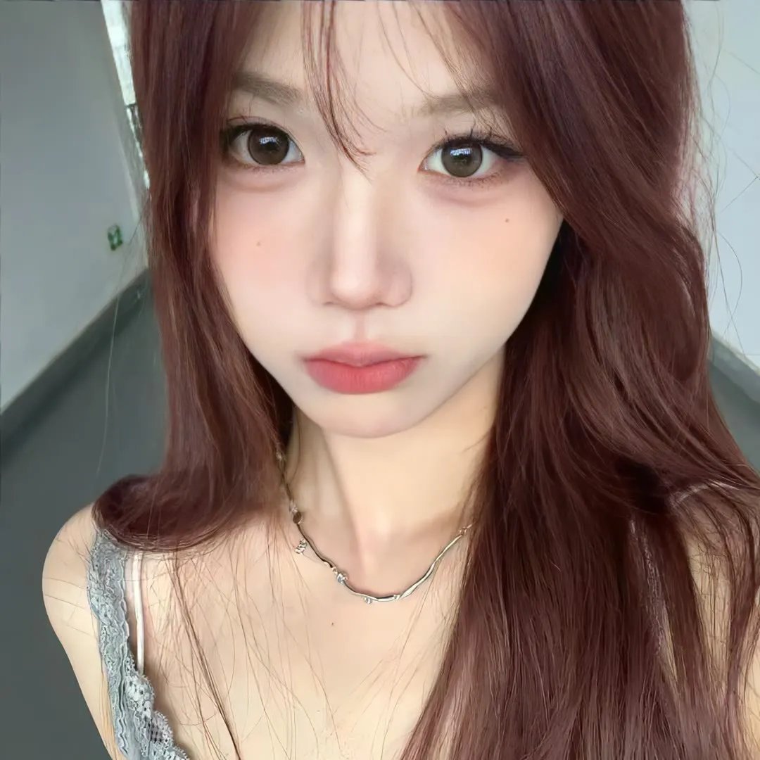 女皇加冕记 海报